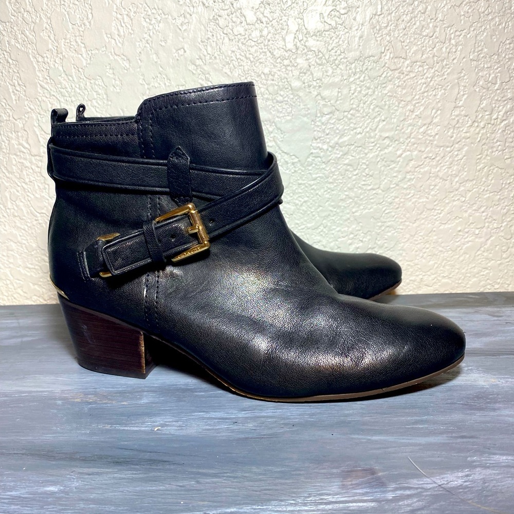 Coach leather booties sz 7 womens